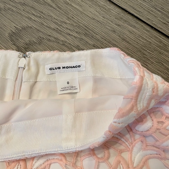Women’s light pink Club Monaco skirt - Picture 3 of 4